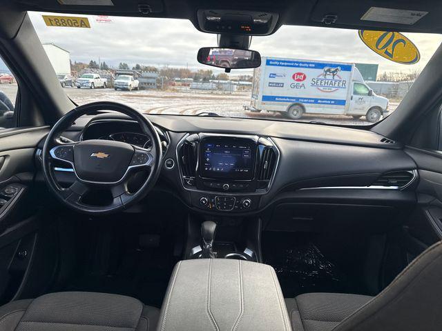 used 2022 Chevrolet Traverse car, priced at $25,366