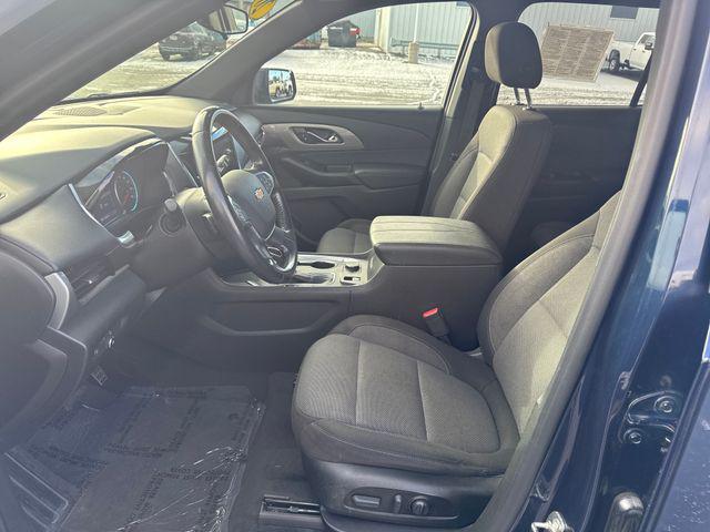 used 2022 Chevrolet Traverse car, priced at $25,366