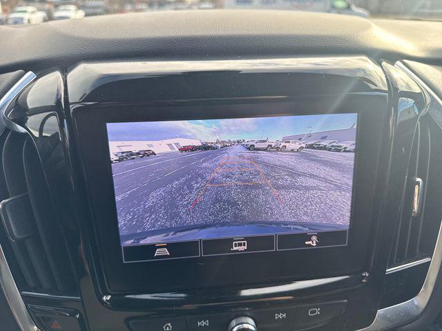 used 2022 Chevrolet Traverse car, priced at $25,366