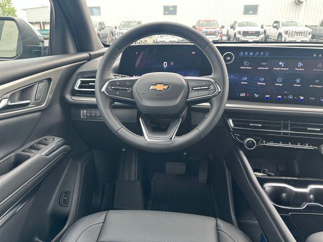 new 2026 Chevrolet Traverse car, priced at $47,240