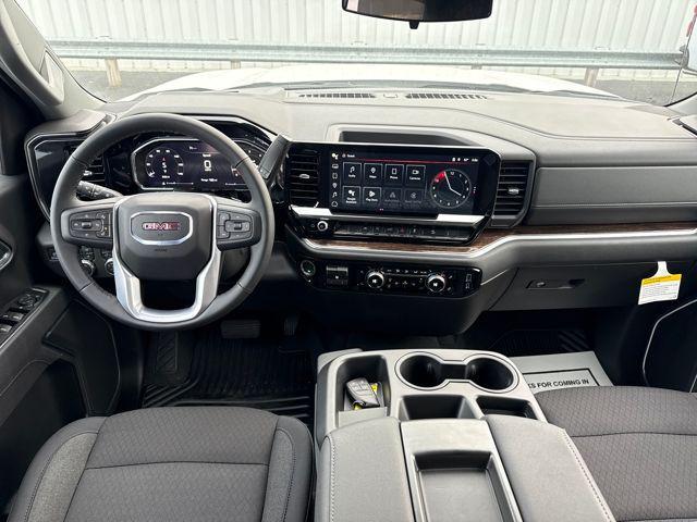 new 2026 GMC Sierra 1500 car, priced at $55,949