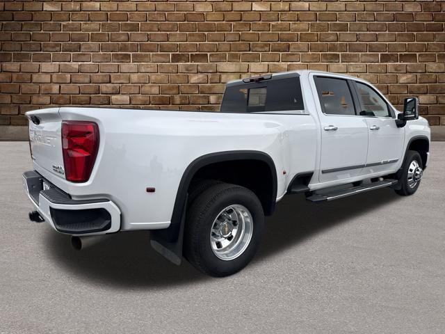used 2025 Chevrolet Silverado 3500 car, priced at $78,998