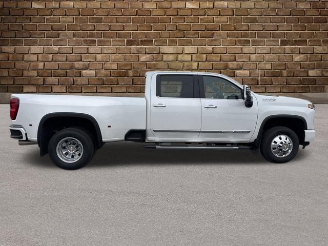used 2025 Chevrolet Silverado 3500 car, priced at $78,998