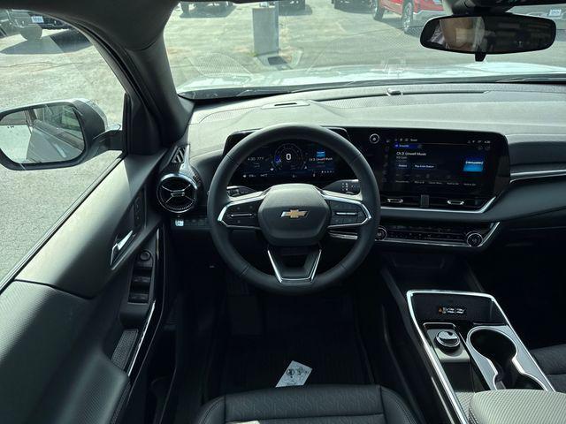 new 2026 Chevrolet Equinox car, priced at $34,695