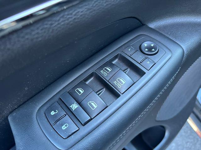 used 2020 Jeep Grand Cherokee car, priced at $24,998