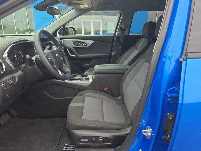 new 2025 Chevrolet Blazer car, priced at $38,885