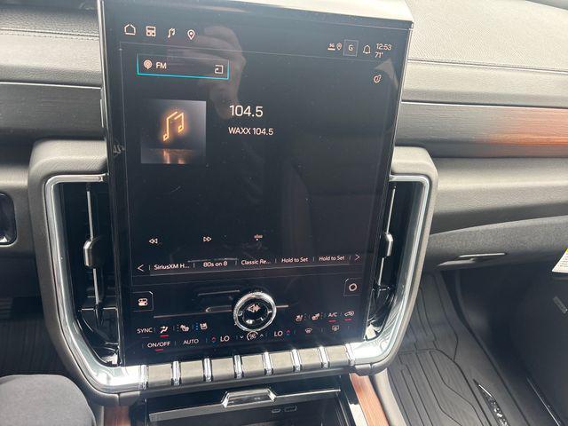 new 2025 GMC Yukon XL car, priced at $94,641