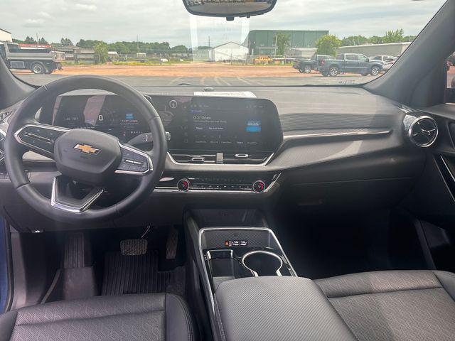 used 2025 Chevrolet Equinox car, priced at $30,469