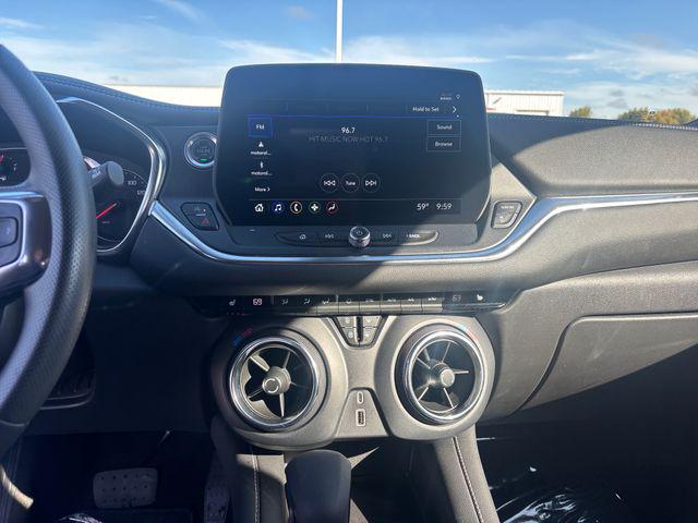 used 2025 Chevrolet Blazer car, priced at $31,905