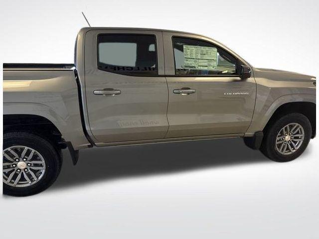 new 2025 Chevrolet Colorado car, priced at $40,170