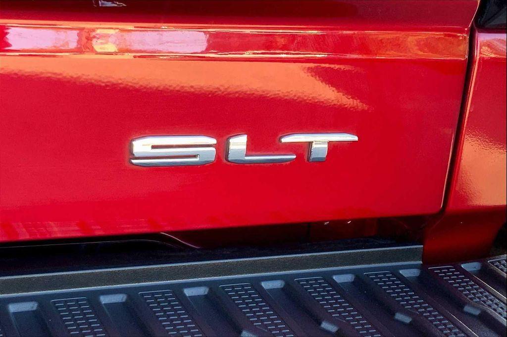 used 2021 GMC Sierra 1500 car, priced at $38,640
