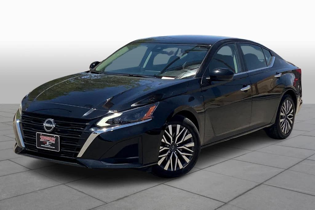 used 2023 Nissan Altima car, priced at $23,549