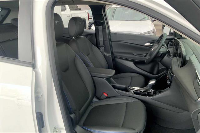 used 2025 Buick Encore GX car, priced at $27,749