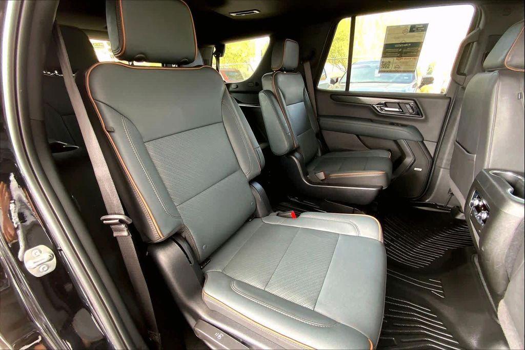 used 2025 GMC Yukon car, priced at $78,982