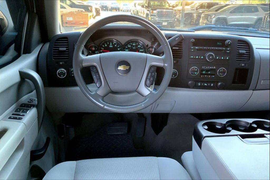 used 2013 Chevrolet Silverado 1500 car, priced at $17,982