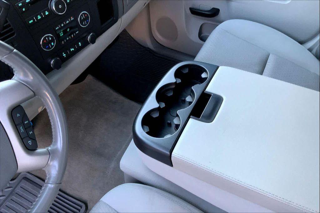 used 2013 Chevrolet Silverado 1500 car, priced at $17,982