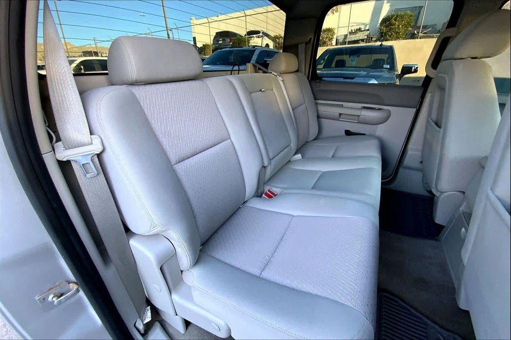 used 2013 Chevrolet Silverado 1500 car, priced at $17,982