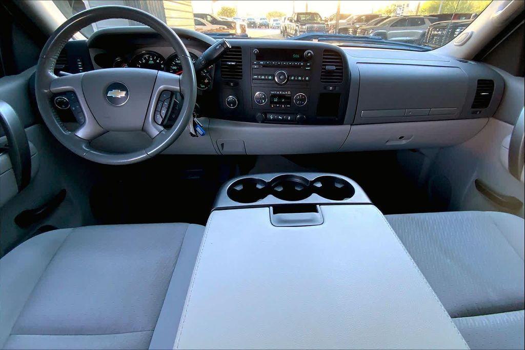 used 2013 Chevrolet Silverado 1500 car, priced at $17,982