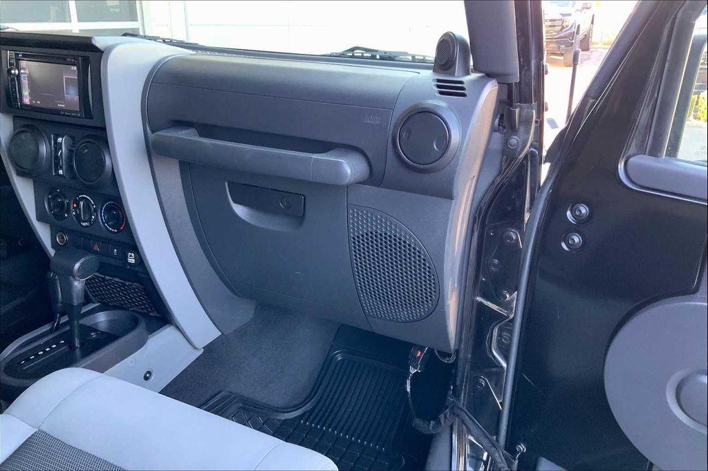 used 2010 Jeep Wrangler Unlimited car, priced at $13,592