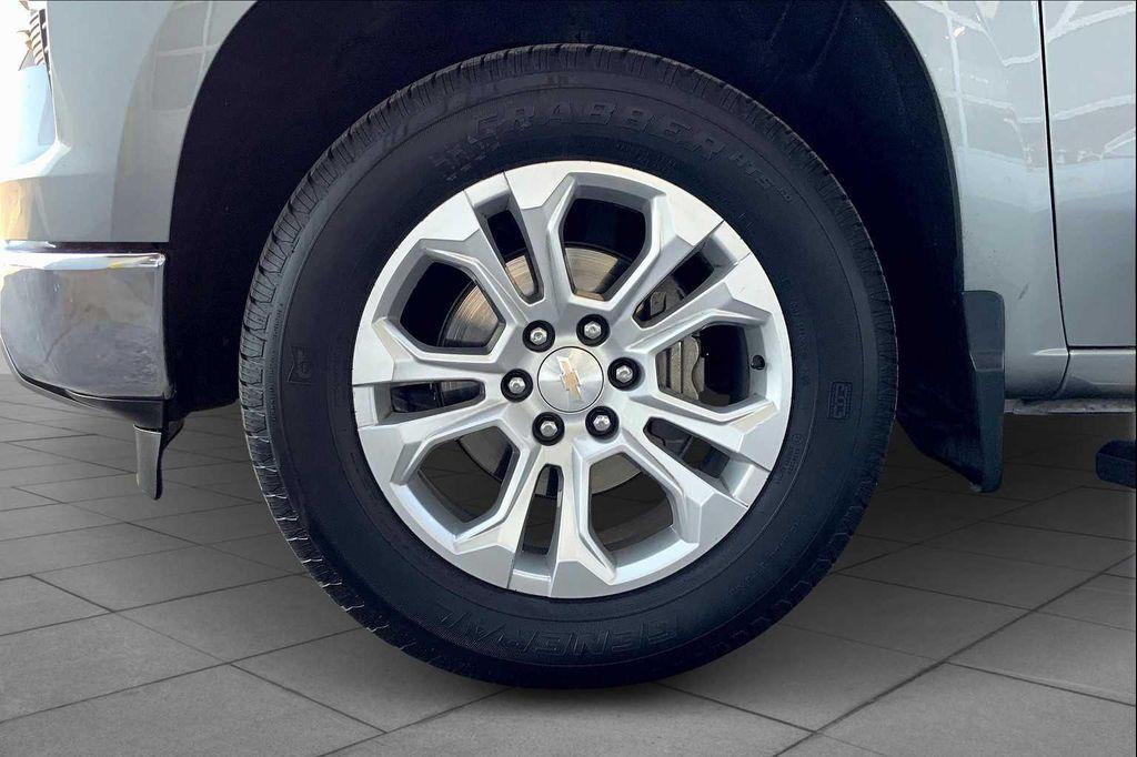 used 2023 Chevrolet Silverado 1500 car, priced at $41,982