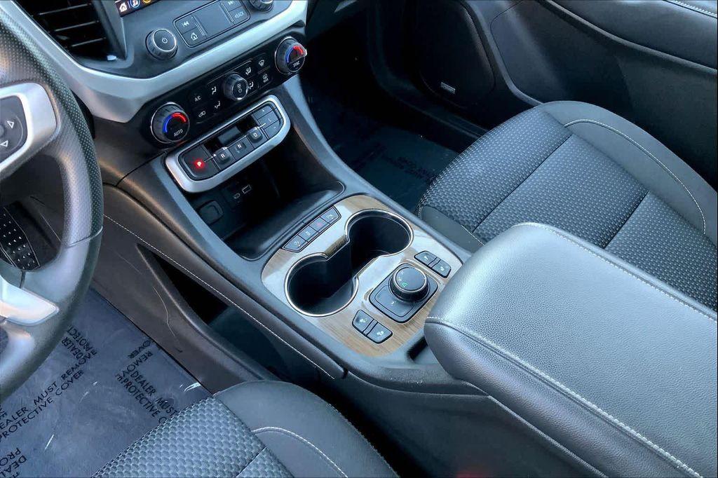 used 2023 GMC Acadia car, priced at $28,982