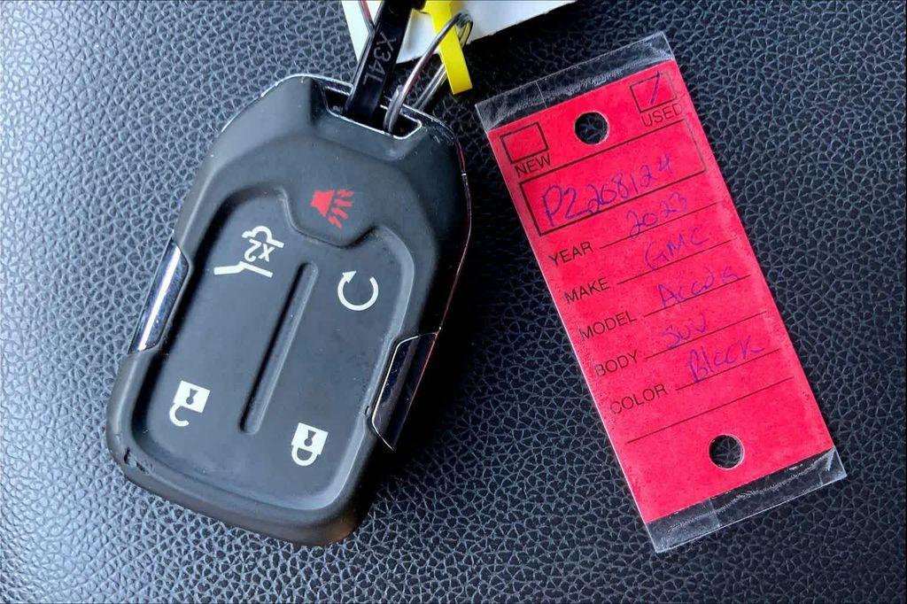 used 2023 GMC Acadia car, priced at $28,982