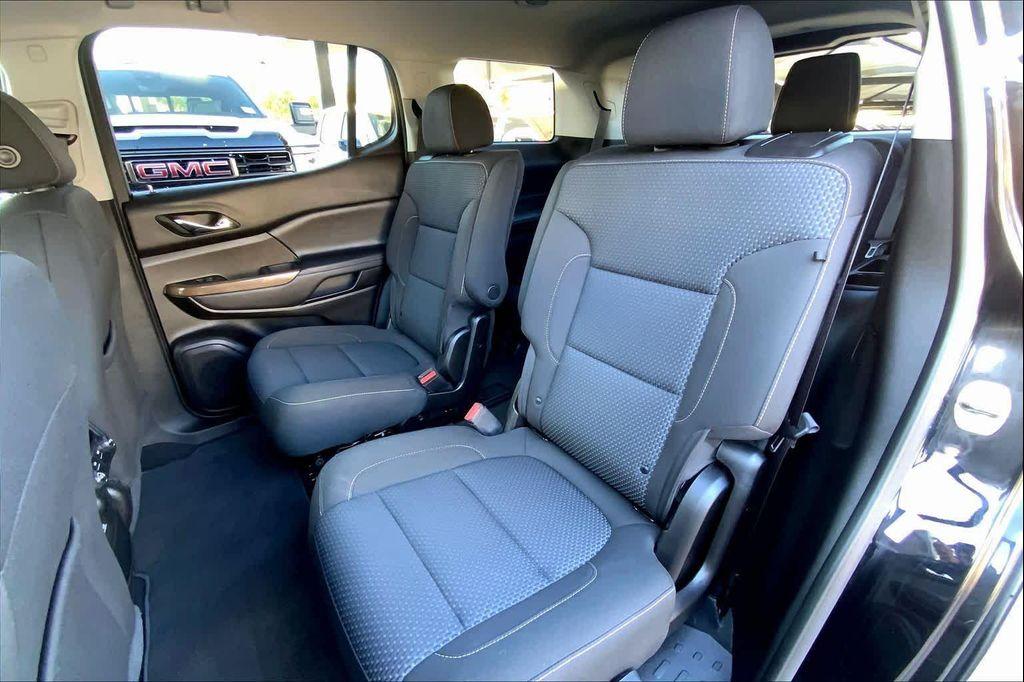 used 2023 GMC Acadia car, priced at $28,982