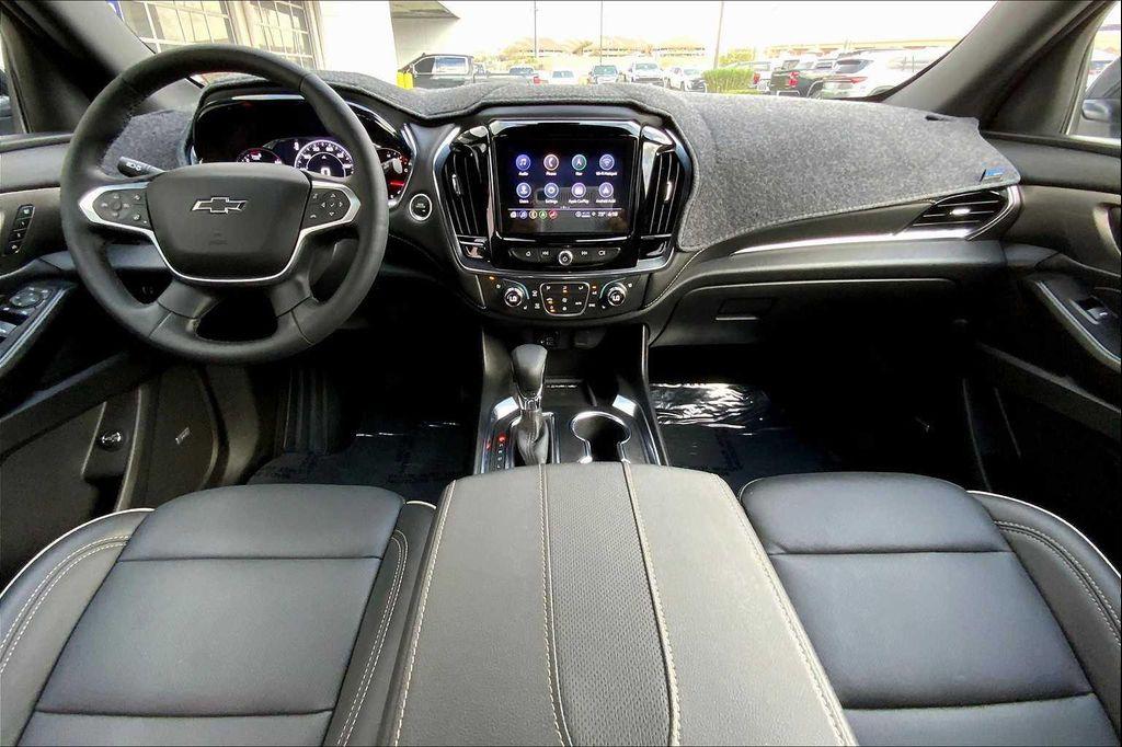 used 2023 Chevrolet Traverse car, priced at $40,982