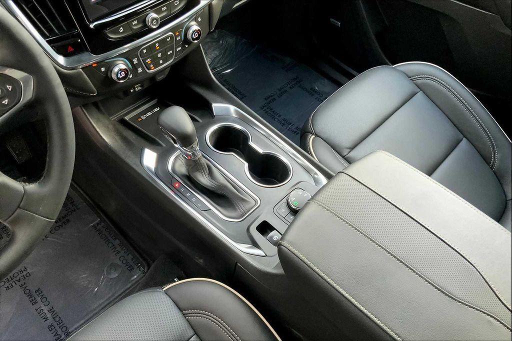 used 2023 Chevrolet Traverse car, priced at $40,982
