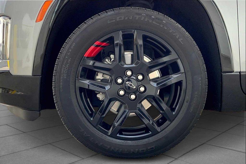 used 2023 Chevrolet Traverse car, priced at $40,982