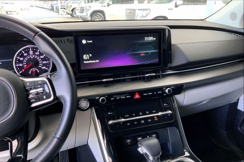 used 2022 Kia Carnival car, priced at $32,592