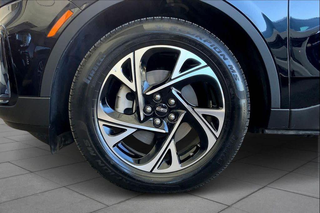 used 2025 Lincoln Nautilus car, priced at $48,713