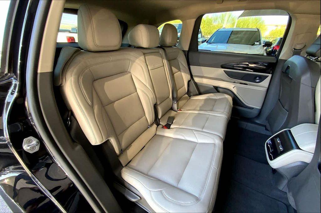 used 2025 Lincoln Nautilus car, priced at $48,713