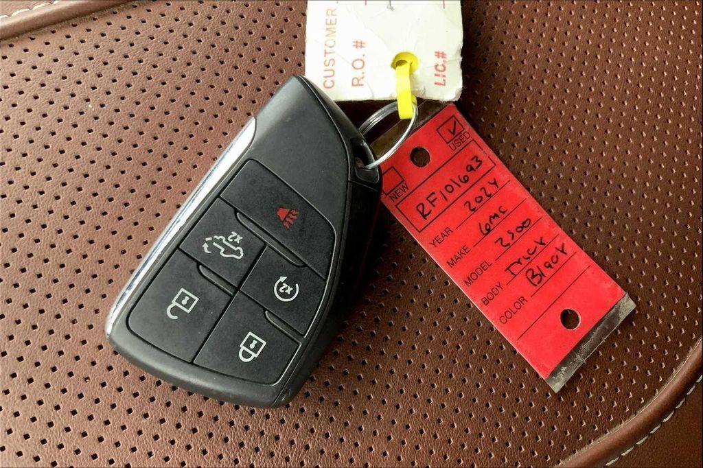 used 2024 GMC Sierra 2500 car, priced at $85,889