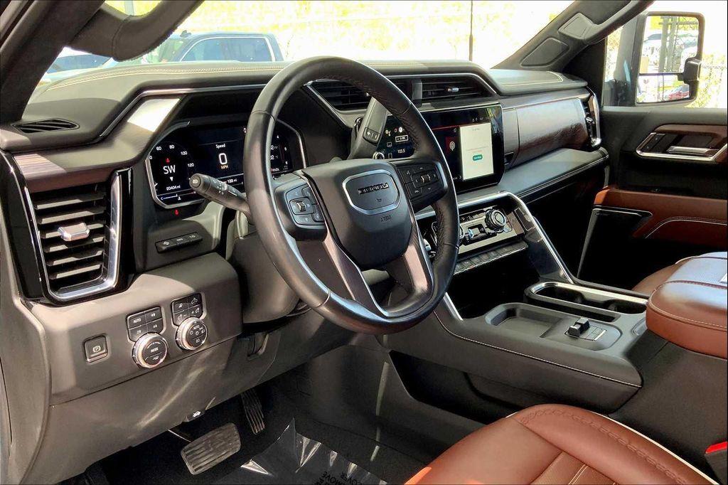 used 2024 GMC Sierra 2500 car, priced at $85,889