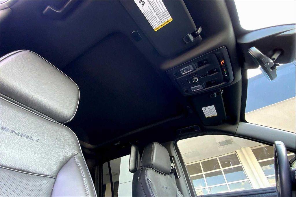 used 2024 GMC Yukon XL car, priced at $71,982