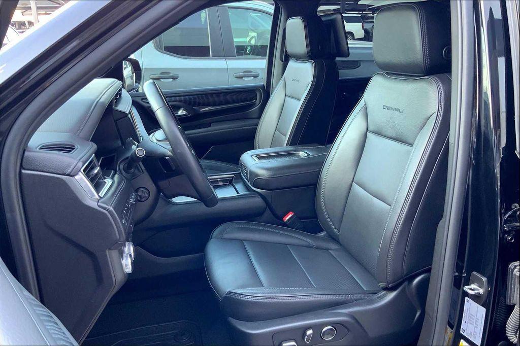 used 2024 GMC Yukon XL car, priced at $71,982