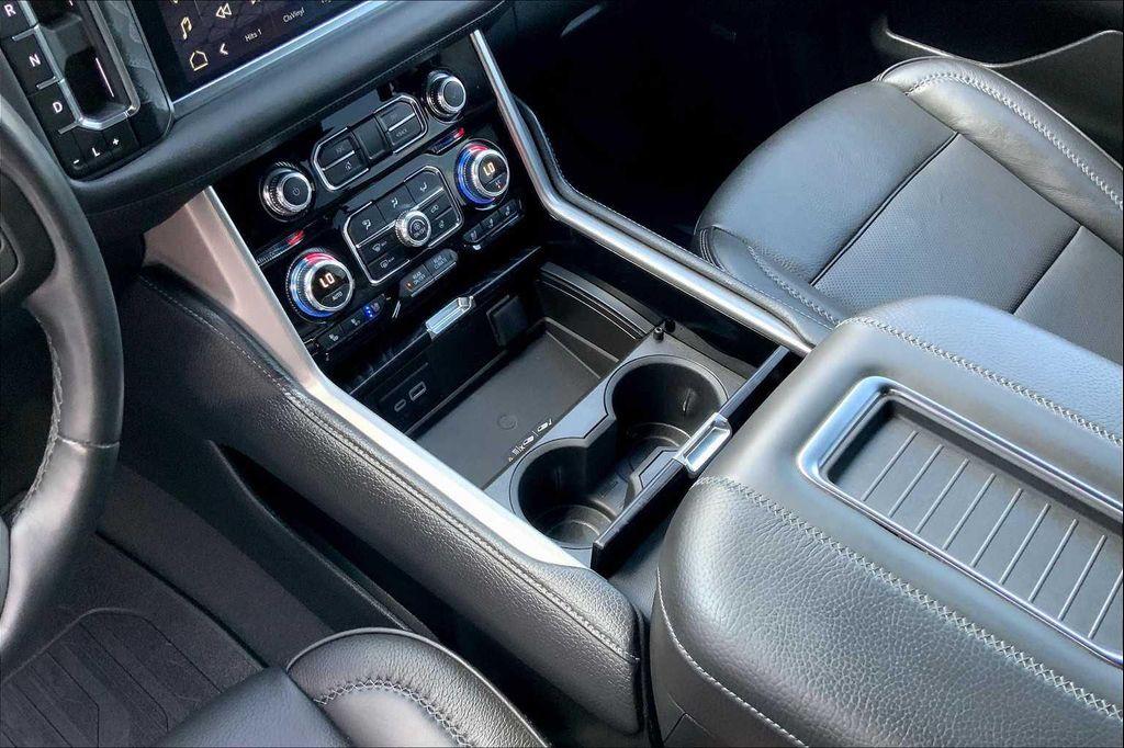 used 2024 GMC Yukon XL car, priced at $71,982