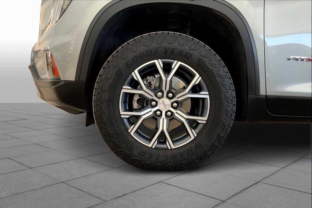used 2025 GMC Acadia car, priced at $51,982