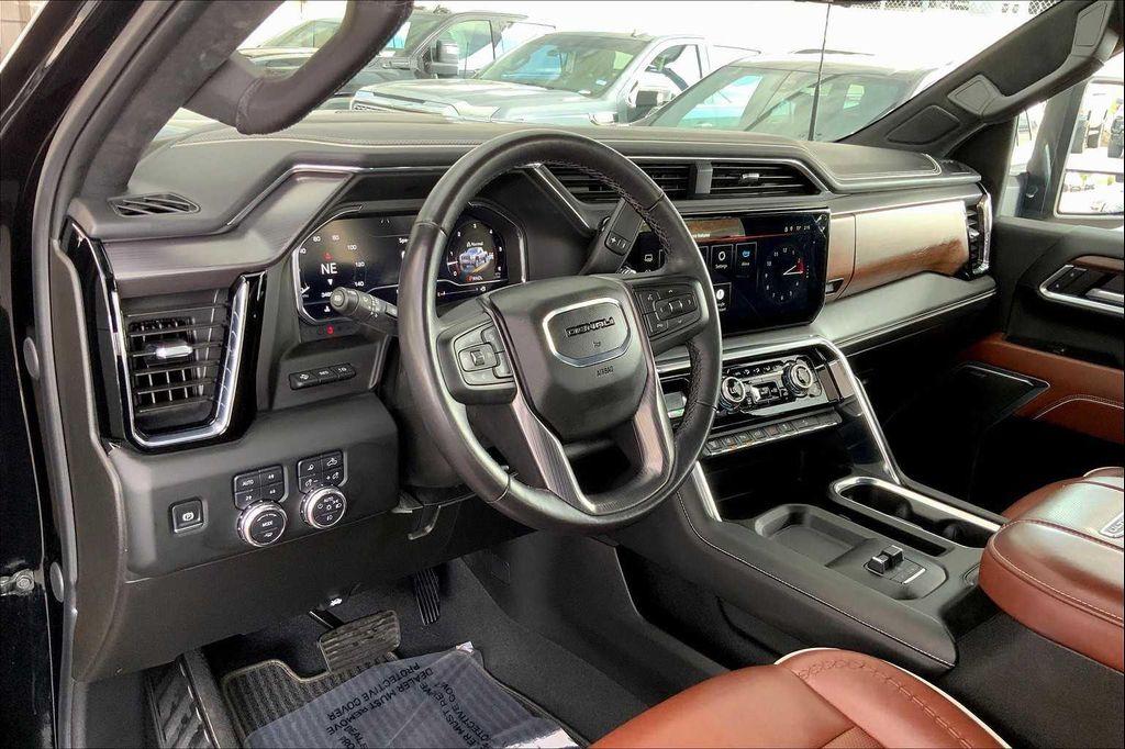 used 2025 GMC Sierra 2500 car, priced at $77,592