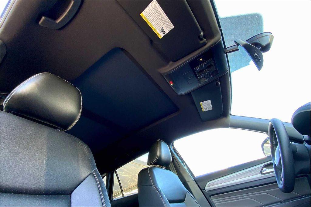 used 2021 Volkswagen Atlas Cross Sport car, priced at $23,476