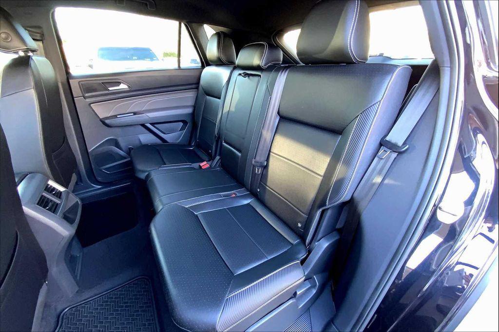 used 2021 Volkswagen Atlas Cross Sport car, priced at $23,476