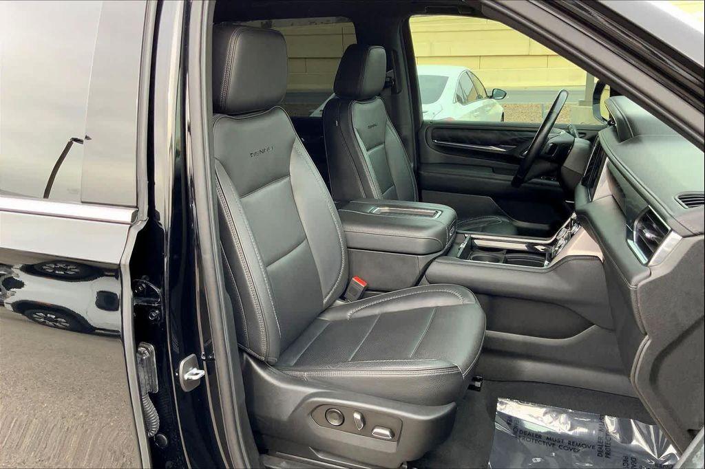 used 2022 GMC Yukon XL car, priced at $58,047