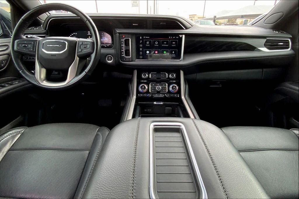 used 2022 GMC Yukon XL car, priced at $58,047