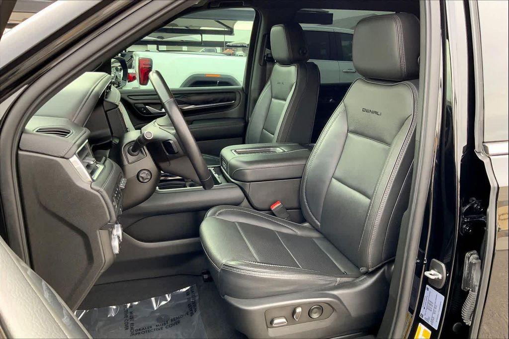 used 2022 GMC Yukon XL car, priced at $58,047