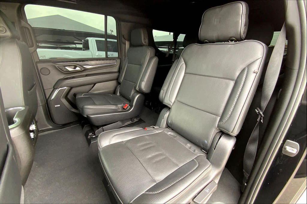 used 2022 GMC Yukon XL car, priced at $58,047