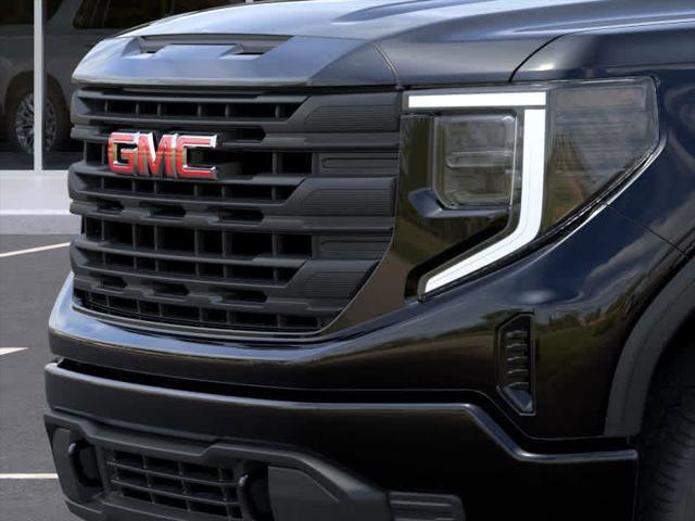 new 2025 GMC Sierra 1500 car, priced at $48,640