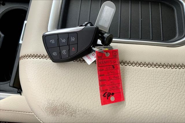 used 2022 GMC Yukon XL car, priced at $55,549
