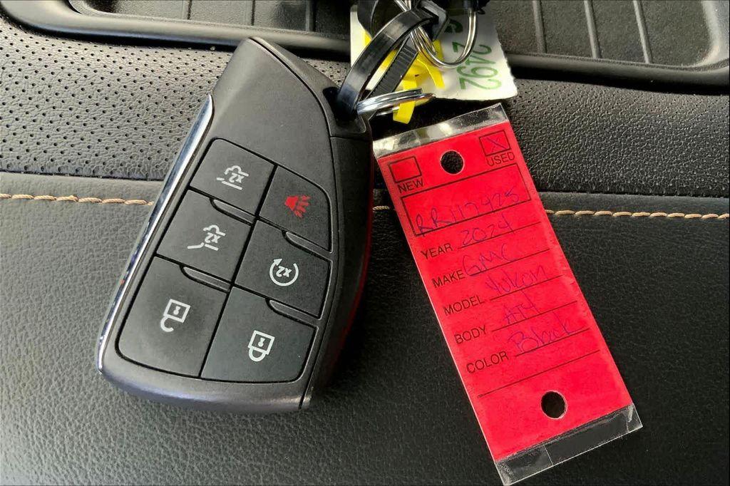 used 2024 GMC Yukon car, priced at $69,592