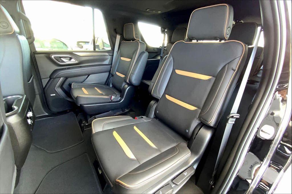 used 2024 GMC Yukon car, priced at $69,592